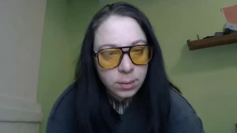 Snapshot of millasourety chatting on February 12, 8:42 am MillaSourety online show from February 12, 8:42 am