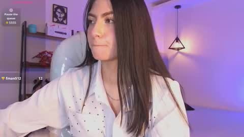 miller_vanessa_ online show from January 8, 8:55 pm