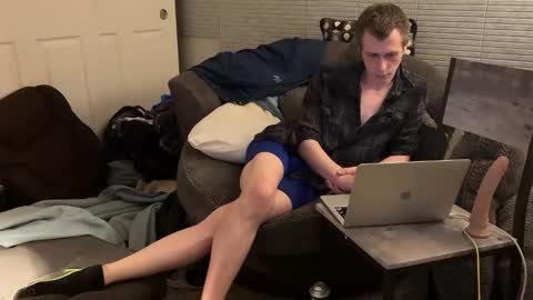 Snapshot of millerjdm chatting on December 2, 6:54 pm SlimnHungOH online show from December 2, 6:54 pm