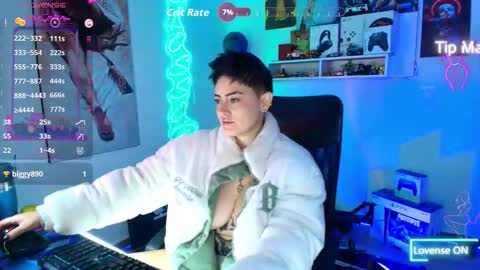 Im girl my name is Johana  online show from September 19, 10:21 pm