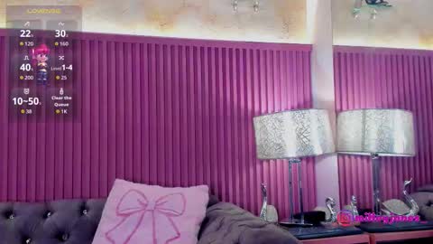 milleyjones_ online show from March 21, 11:48 am