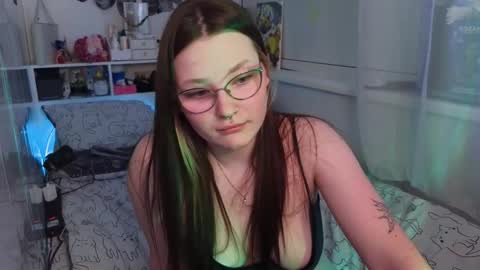 Millie online show from February 7, 4:16 am