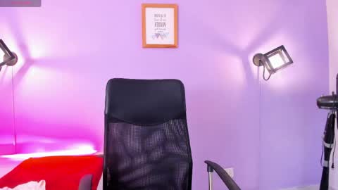 Millie online show from April 22, 12:07 pm