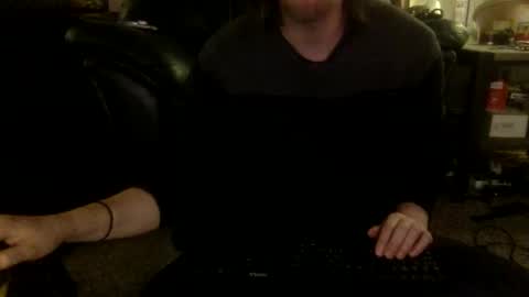 Snapshot of millionsmcgee chatting on February 14, 3:43 am Millions online show from February 14, 3:43 am