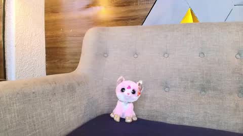 Snapshot of milly_boby chatting on February 25, 2:33 pm megan online show from February 25, 2:33 pm
