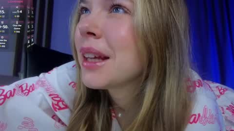 Milly    online show from January 15, 6:51 am