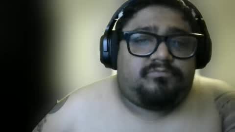 Snapshot of milo69966 chatting on October 21, 5:19 am milo69966 online show from October 21, 5:19 am