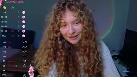 Snapshot of milounee chatting on June 29, 8:09 am milounee online show from June 29, 8:09 am