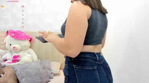 Milu Gomez online show from December 29, 7:22 pm