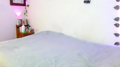 mily_baker online show from April 10, 5:50 pm