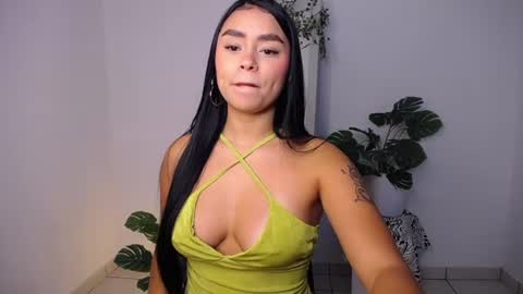 Mily Ortiz online show from July 24, 2:59 pm