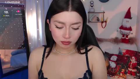 Mily online show from December 15, 1:15 pm