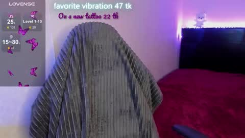 Snapshot of milyamess chatting on September 27, 6:57 pm Emily online show from September 27, 6:57 pm