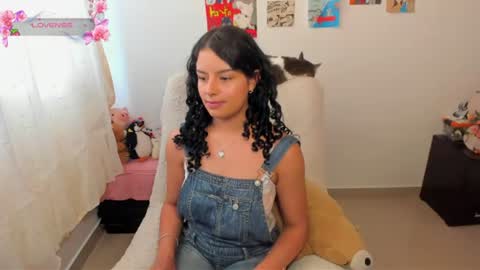 Mimii  online show from August 1, 10:52 pm