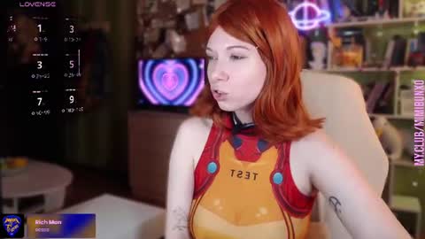 Mimi Bunny  online show from July 17, 4:08 am