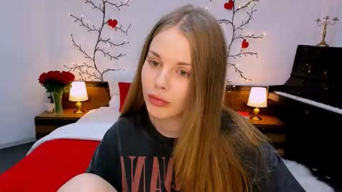 Kelly online show from September 13, 9:09 am