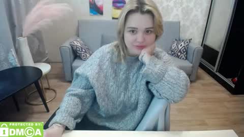 Snapshot of mimimishel_69 chatting on February 2, 8:40 pm mimimishel_69 online show from February 2, 8:40 pm