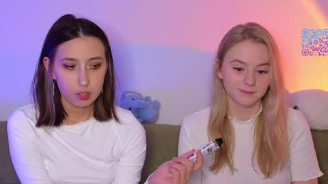 MilaBlack and  StacyBlonde Today unboxing Lovens OMG online show from March 21, 7:28 pm