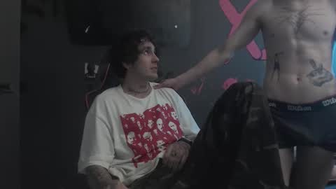 Max online show from September 22, 3:47 pm