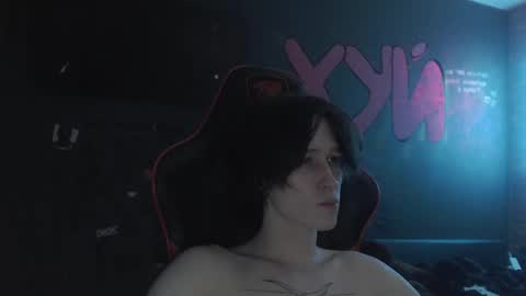 Max online show from September 28, 12:27 am