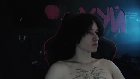 Max online show from February 7, 12:42 pm