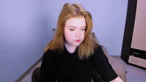 hi Im Mina  online show from November 12, 5:30 am