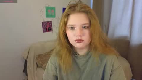 hi Im Mina  online show from March 21, 4:28 am