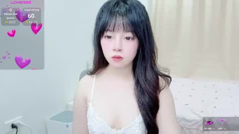 Snapshot of minaaaa69879 chatting on June 23, 2:09 am Na online show from June 23, 2:09 am