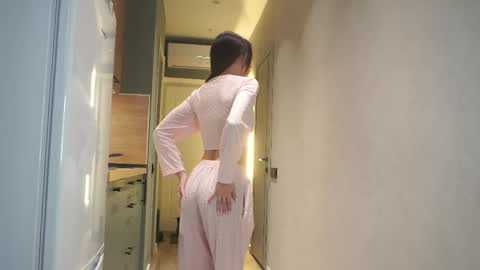 Mira online show from March 20, 7:13 am