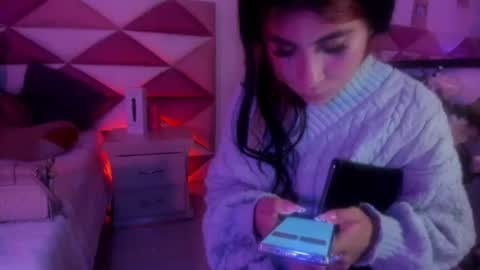 Snapshot of minami_nakamura chatting on July 4, 6:52 am minami_nakamura online show from July 4, 6:52 am