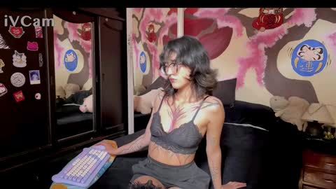 Suki 3 online show from February 22, 7:01 pm