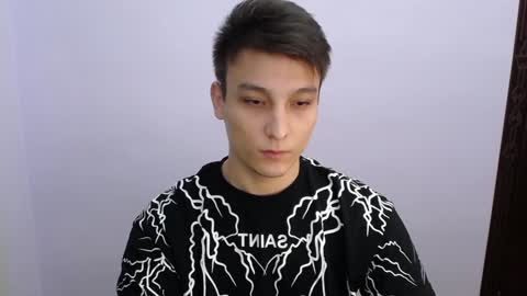 MINATO online show from December 4, 8:40 pm