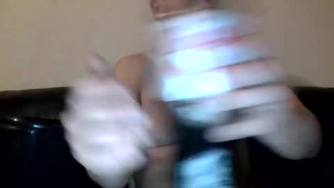 mindil online show from April 2, 8:28 pm