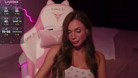 Emily online show from July 27, 4:47 pm