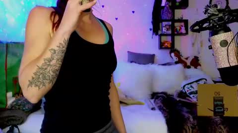 Mindy Mars online show from December 22, 4:48 pm