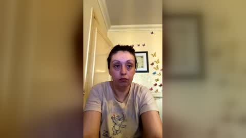 please subscribe to my fansly  please no video or photos must be recorded or re sold online show from April 26, 12:47 pm