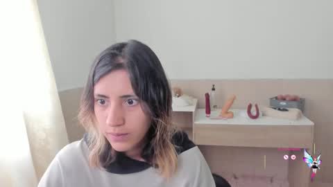 Snapshot of minefoxy2 chatting on September 9, 6:29 pm Amber online show from September 9, 6:29 pm