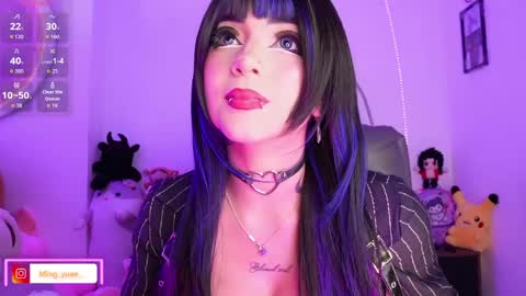 Snapshot of ming_yue_ chatting on April 18, 6:17 am My name is Fer Nice to meet you give it a thumbs up please its important online show from April 18, 6:17 am