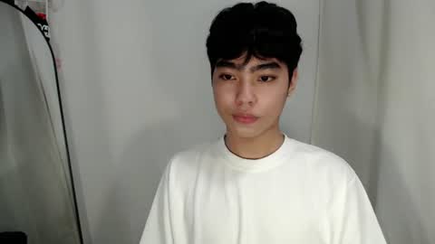 mingkla_man online show from July 12, 12:29 pm