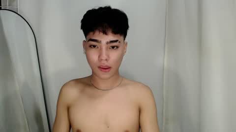 mingkla_man online show from July 14, 2:12 pm