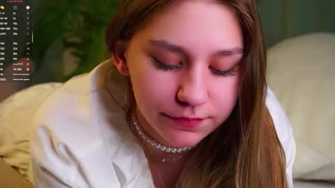 Mary online show from February 17, 1:24 am