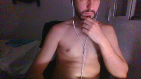 Snapshot of miniarthur chatting on April 20, 12:02 am miniarthur online show from April 20, 12:02 am