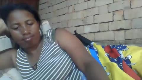 Snapshot of minie4tina chatting on January 7, 11:58 am Minie4Tina online show from January 7, 11:58 am