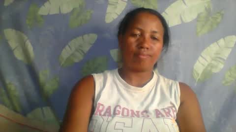Snapshot of minie4tina chatting on February 7, 12:39 pm Minie4Tina online show from February 7, 12:39 pm