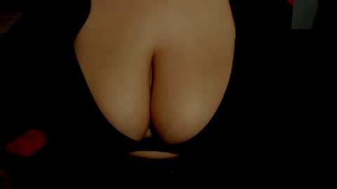 minka0 online show from December 12, 9:04 pm