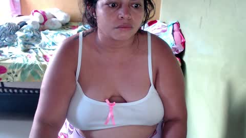 Snapshot of minnie_bbw69 chatting on March 1, 11:28 am Andrea online show from March 1, 11:28 am