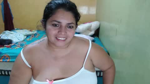 Snapshot of minnie_bbw69 chatting on October 2, 11:45 pm Andrea online show from October 2, 11:45 pm
