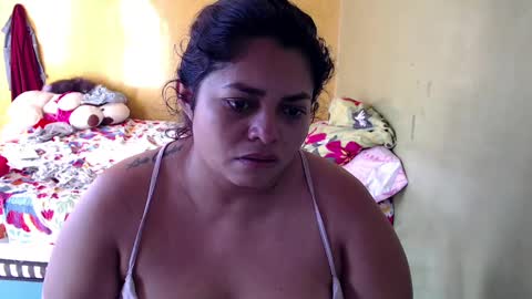 Snapshot of minnie_bbw69 chatting on October 9, 12:25 pm Andrea online show from October 9, 12:25 pm