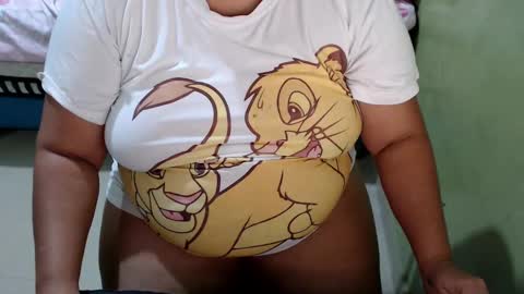 Snapshot of minnie_bbw69 chatting on October 15, 12:44 am Andrea online show from October 15, 12:44 am