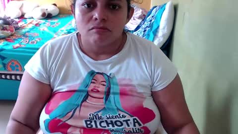 Andrea online show from April 16, 6:09 pm